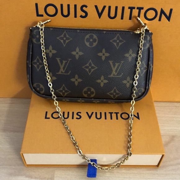 🌸🌸 AUTHENTIC 🌸🌸 Louis Vuitton Pochette Accessory - Picture 11 of 14